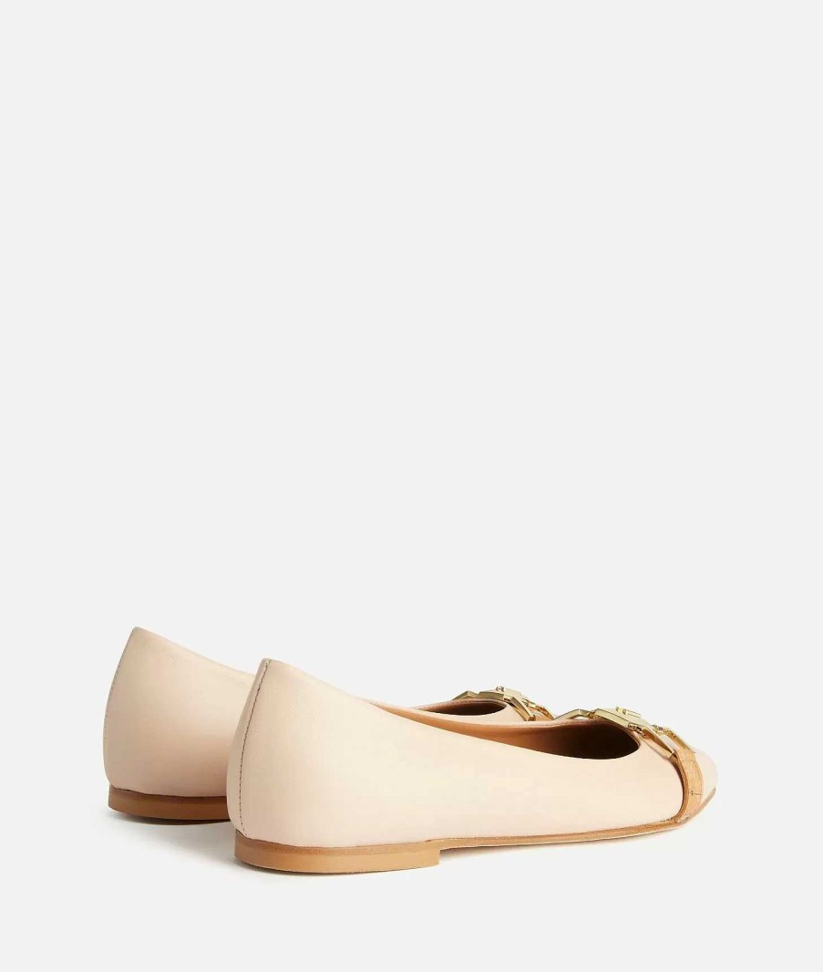 Alviero Martini Scarpe Basse | Ballerine A Punta In Nappa Liscia Nude