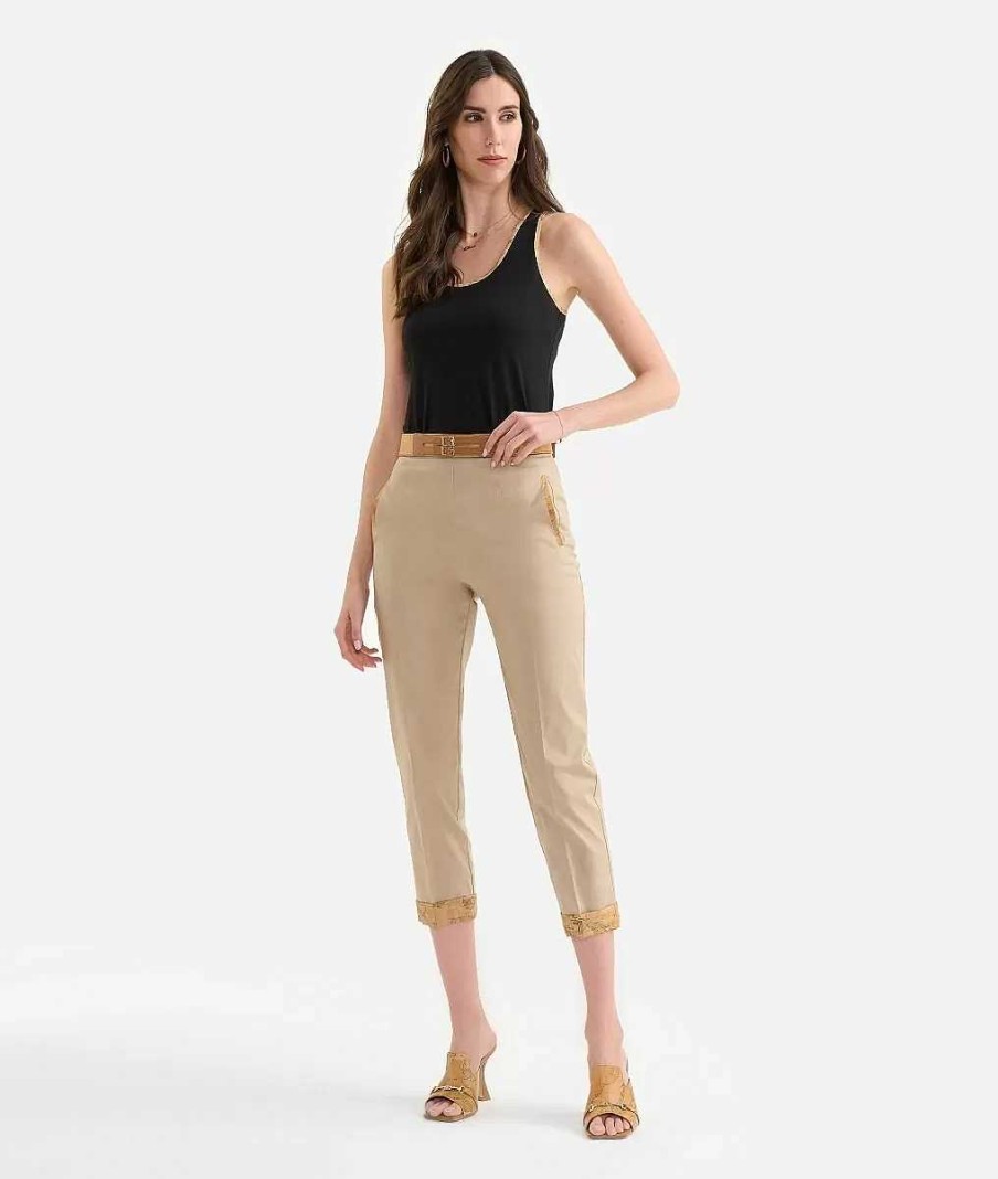 Alviero Martini Gonne & Pantaloni | Pantalone Con Risvolto In Gabardina Di Cotone Stretch Deserto