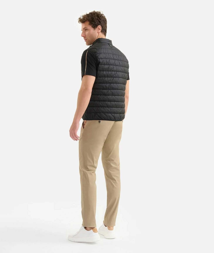 Alviero Martini Giacche & Cappotti | Gilet In Nylon Imbottito Nero